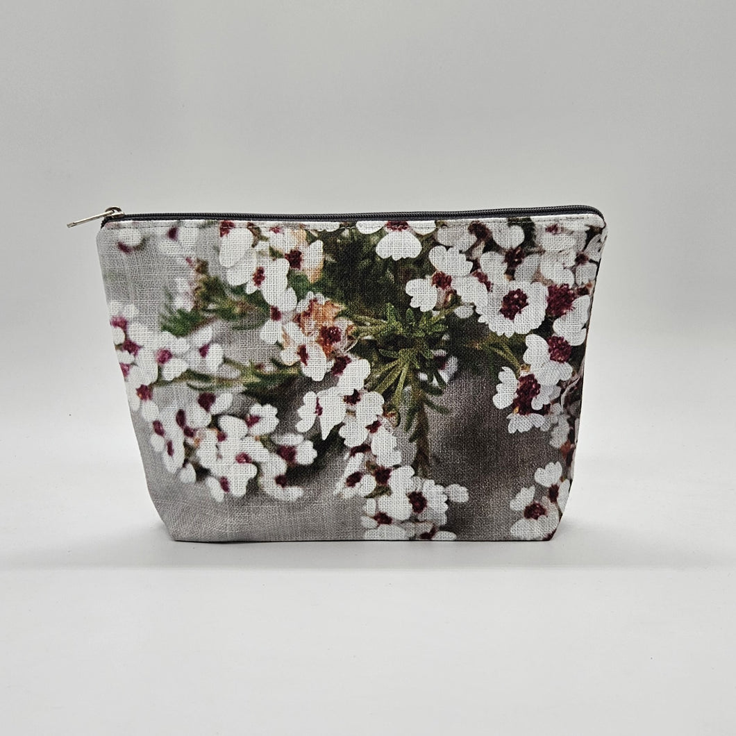 Botanical Bag - Snow Bush